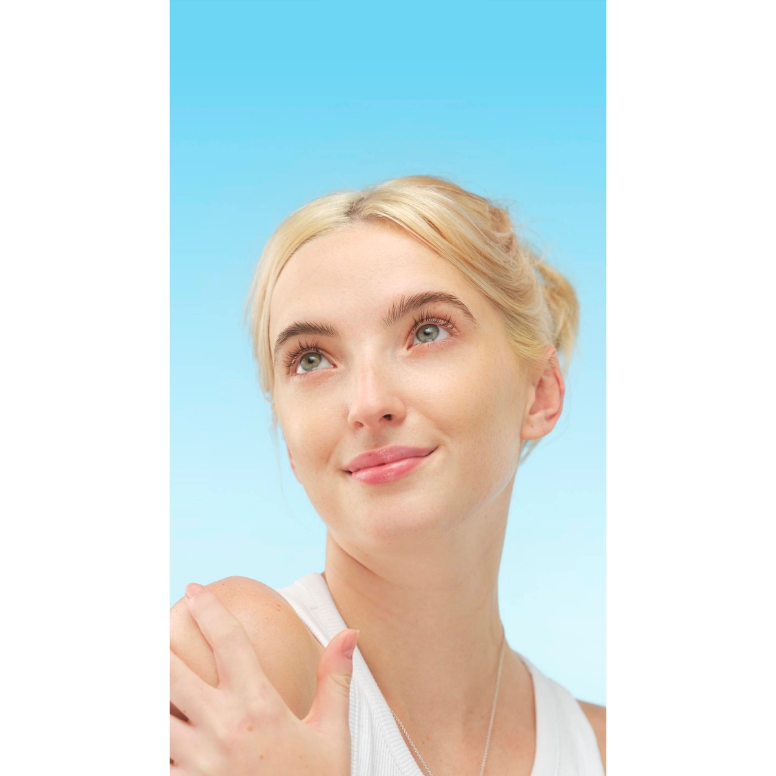 Light Medium Neutral Beauty Balm - Image 27