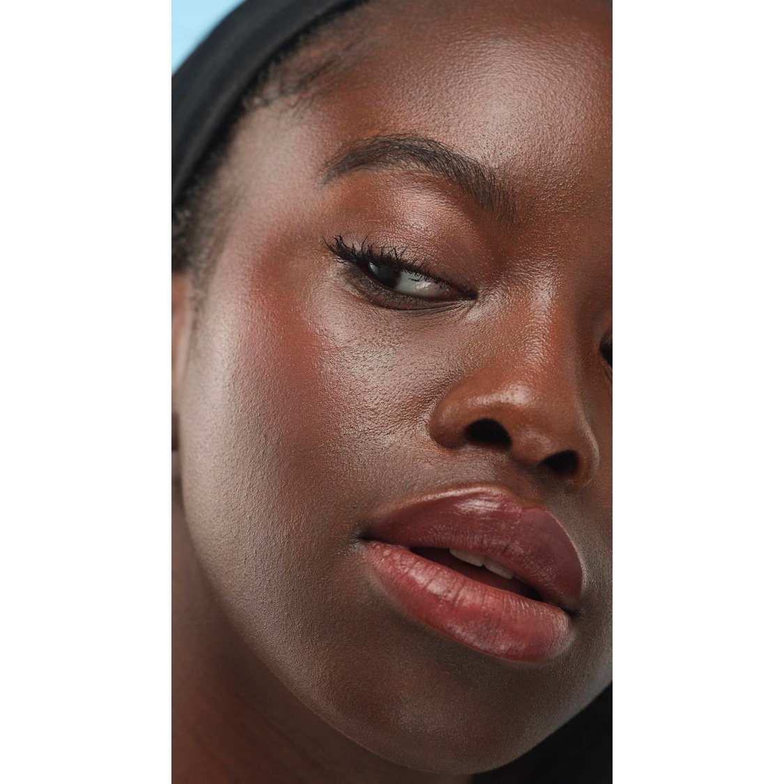 Light Medium Neutral Beauty Balm - Image 16