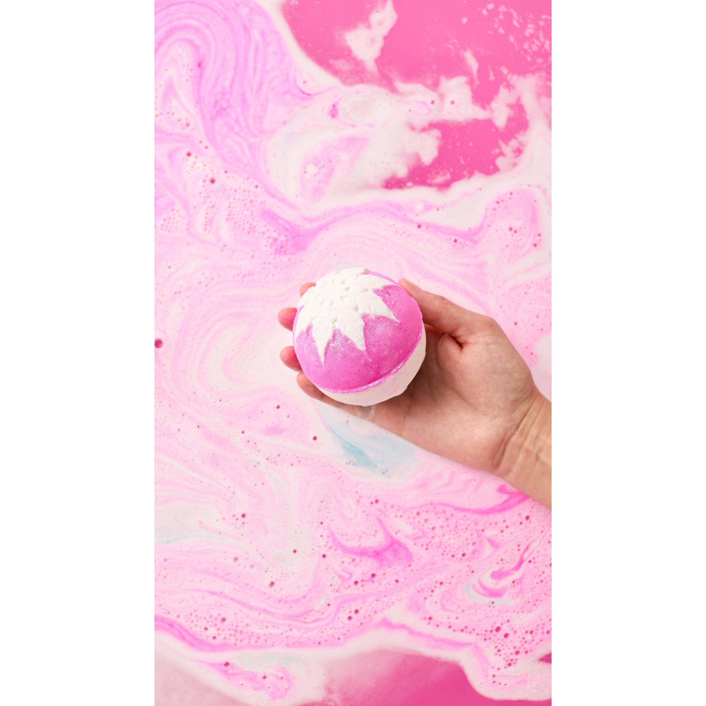 The Art of Christmas Bathing - Image 5