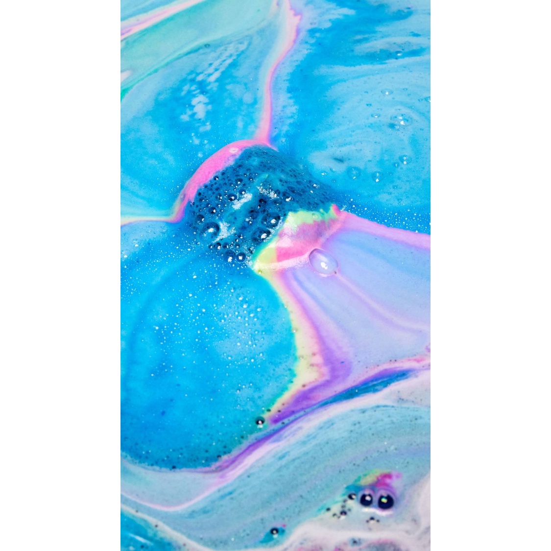 Giant Intergalactic - Image 3